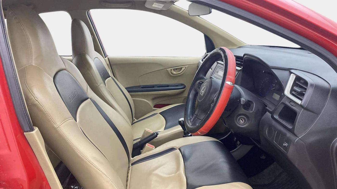 2017 Honda Brio S MT, Petrol, Manual, 93,253 km, Right Side Front Door Cabin