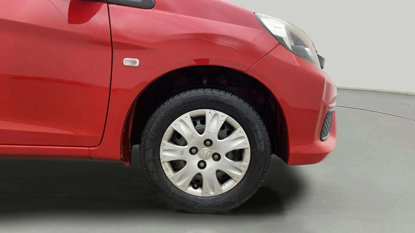 2017 Honda Brio S MT, Petrol, Manual, 93,253 km, Right Front Wheel