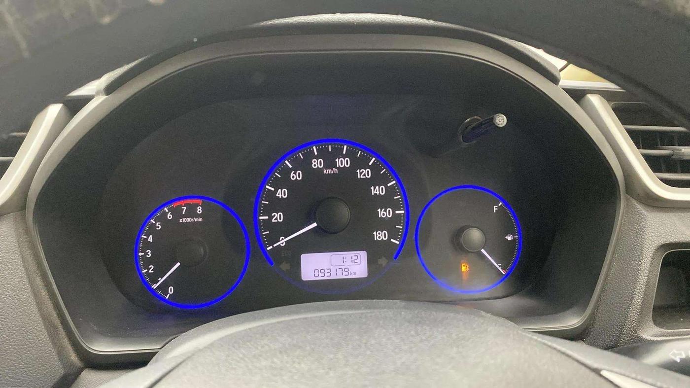 2017 Honda Brio S MT, Petrol, Manual, 93,253 km, Odometer Image