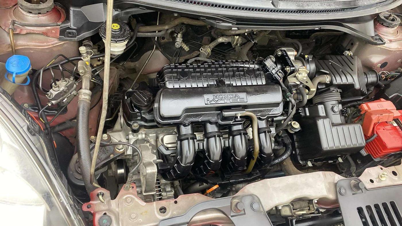 2017 Honda Brio S MT, Petrol, Manual, 93,253 km, Engine View - Right