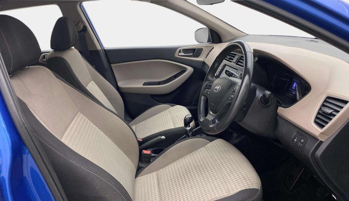 2018 Hyundai Elite i20 ASTA 1.2 (O), Petrol, Manual, 52,091 km, Right Side Front Door Cabin