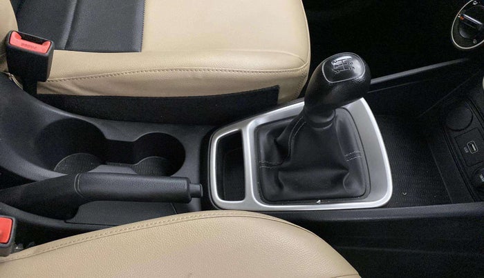 2020 Hyundai VENUE S 1.2, Petrol, Manual, 18,145 km, Gear Lever