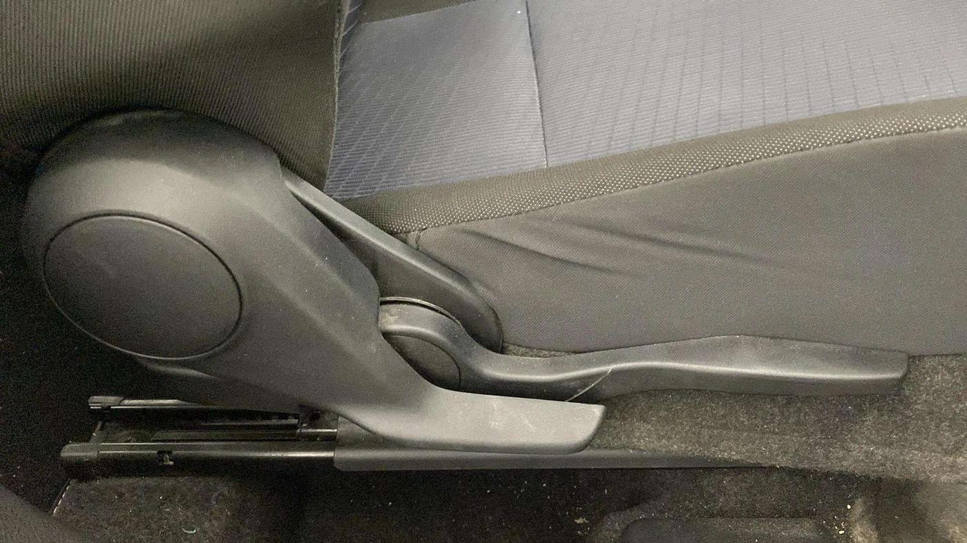 2020 Toyota Glanza G, Petrol, Manual, 46,382 km, Driver Side Adjustment Panel