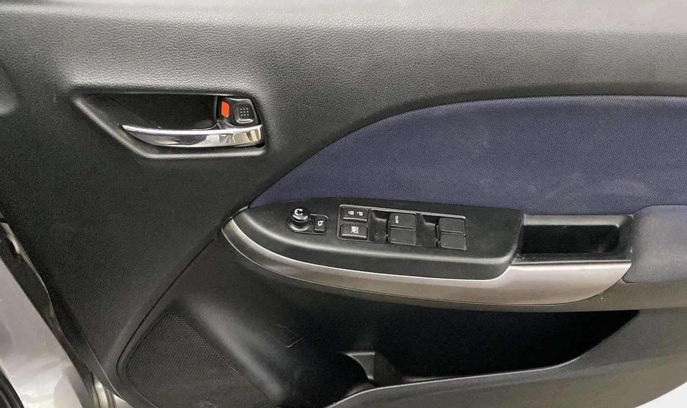 2020 Toyota Glanza G, Petrol, Manual, 46,382 km, Driver Side Door Panels Control