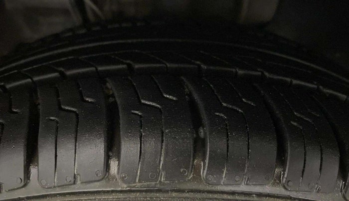 2022 Tata TIGOR XZ PLUS CNG, CNG, Manual, 38,457 km, Left Front Tyre Tread