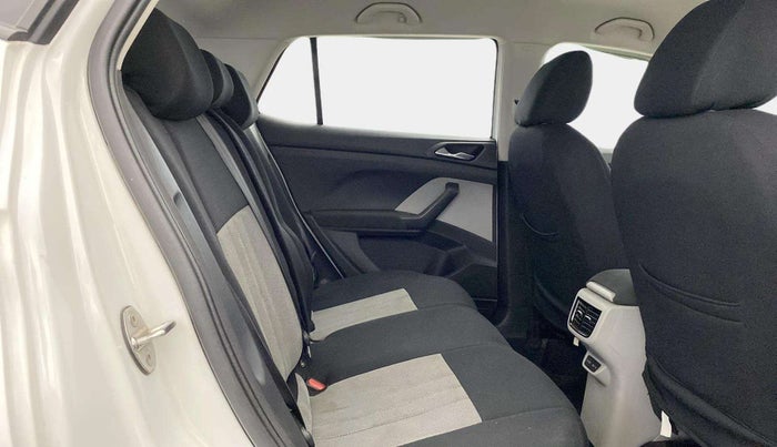 2022 Skoda KUSHAQ AMBITION 1.0L TSI MT, Petrol, Manual, 38,311 km, Right Side Rear Door Cabin