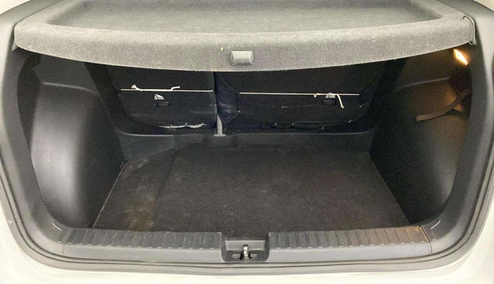 2022 Skoda KUSHAQ AMBITION 1.0L TSI MT, Petrol, Manual, 38,311 km, Boot Inside