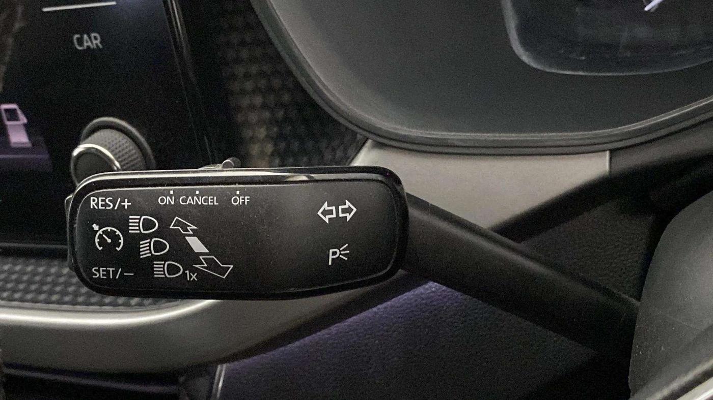 2022 Skoda KUSHAQ AMBITION 1.0L TSI MT, Petrol, Manual, 38,311 km, Adaptive Cruise Control