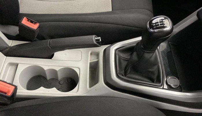 2022 Skoda KUSHAQ AMBITION 1.0L TSI MT, Petrol, Manual, 38,311 km, Gear Lever