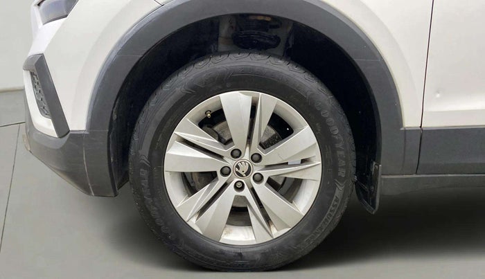 2022 Skoda KUSHAQ AMBITION 1.0L TSI MT, Petrol, Manual, 38,311 km, Left Front Wheel