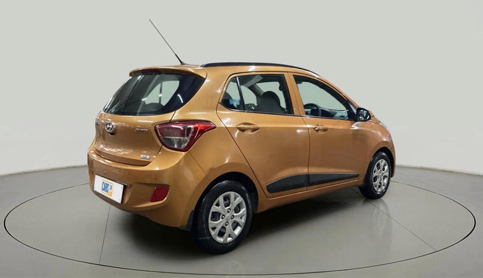 2016 Hyundai Grand i10 SPORTZ 1.2 KAPPA VTVT, Petrol, Manual, 37,048 km, Right Back Diagonal