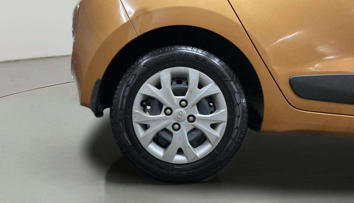 2016 Hyundai Grand i10 SPORTZ 1.2 KAPPA VTVT, Petrol, Manual, 37,048 km, Right Rear Wheel