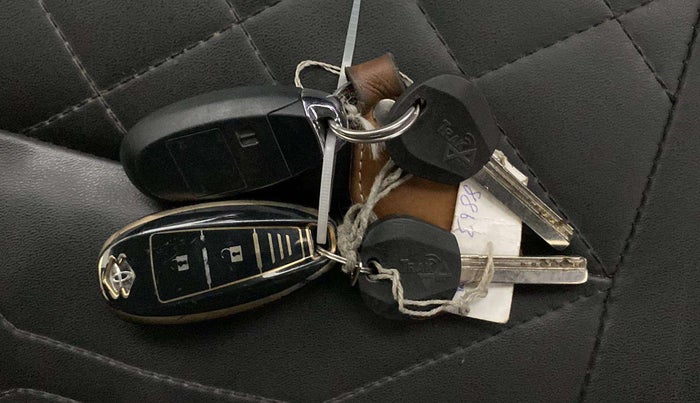 2022 Toyota URBAN CRUISER PREMIUM GRADE MT, Petrol, Manual, 31,256 km, Key Close Up
