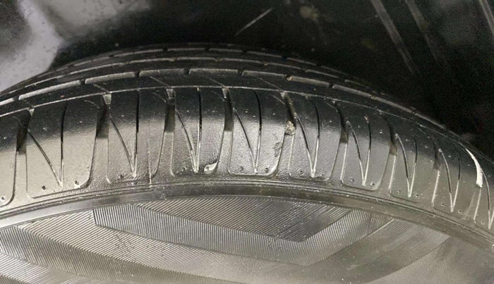 2022 Toyota URBAN CRUISER PREMIUM GRADE MT, Petrol, Manual, 31,256 km, Left Front Tyre Tread