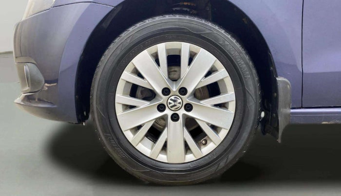 2015 Volkswagen Vento HIGHLINE PETROL AT, Petrol, Automatic, 85,679 km, Left Front Wheel