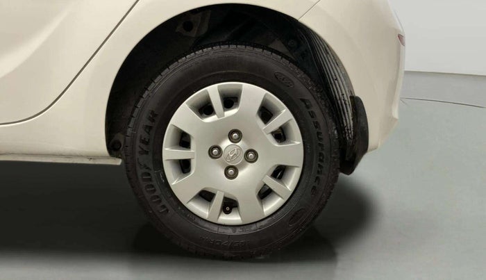 2013 Hyundai i20 MAGNA (O) 1.2, Petrol, Manual, 34,934 km, Left Rear Wheel