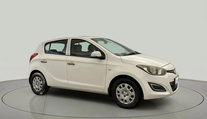 2013 Hyundai i20 MAGNA (O) 1.2, Petrol, Manual, 34,934 km, Right Front Diagonal