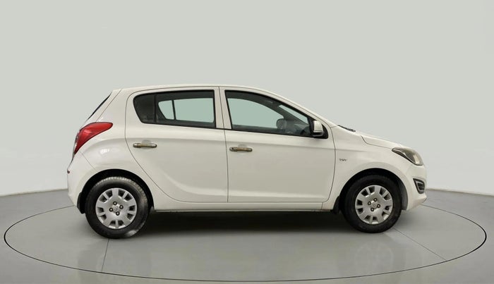 2013 Hyundai i20 MAGNA (O) 1.2, Petrol, Manual, 34,934 km, Right Side View