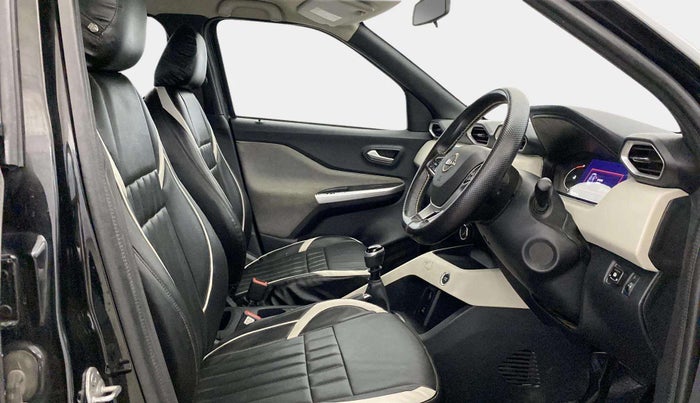 2023 Nissan MAGNITE XV MT, CNG, Manual, 50,312 km, Right Side Front Door Cabin