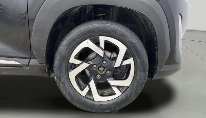 2023 Nissan MAGNITE XV MT, CNG, Manual, 50,312 km, Right Front Wheel