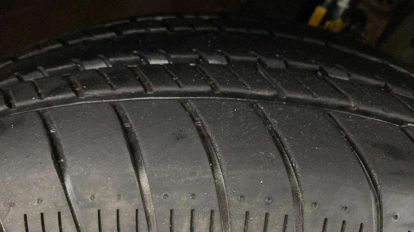 2014 Honda Brio S MT, Petrol, Manual, 56,297 km, Right Front Tyre Tread
