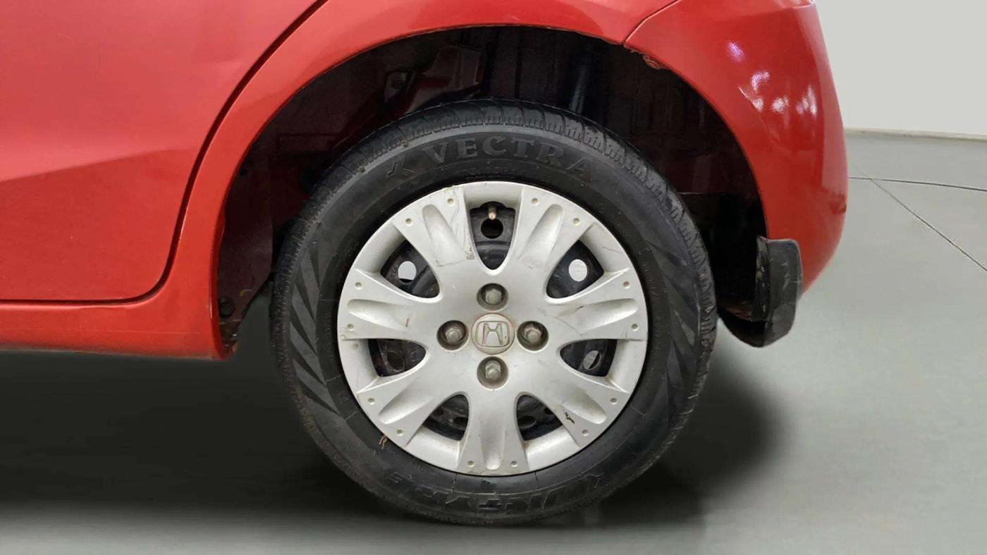 2014 Honda Brio S MT, Petrol, Manual, 56,297 km, Left Rear Wheel