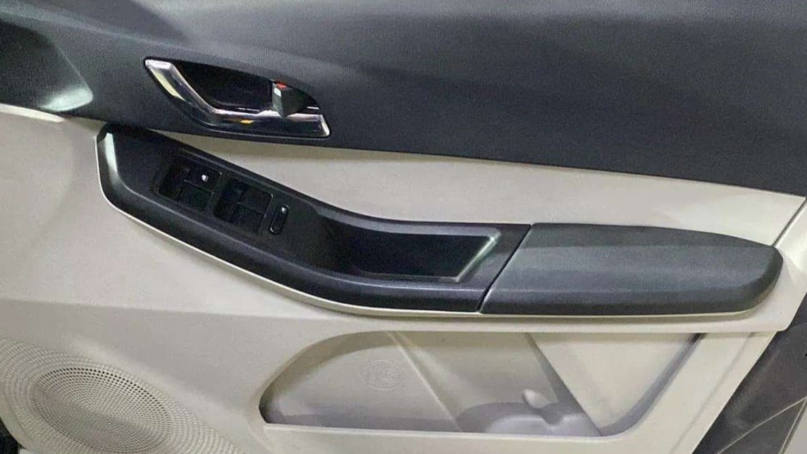 2022 Tata Tiago XZA PLUS PETROL, Petrol, Automatic, 6,055 km, Driver Side Door Panels Control