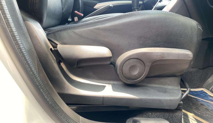 2020 Maruti S Cross ZETA 1.5, Petrol, Manual, 99,808 km, Driver Side Adjustment Panel