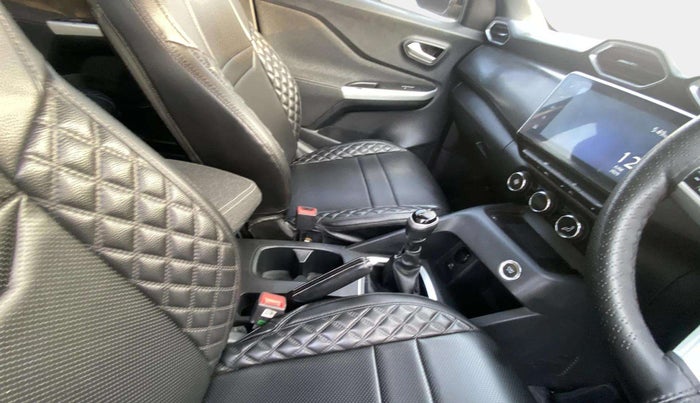 2021 Nissan MAGNITE XV PREMIUM, Petrol, Manual, 96,770 km, Gear Lever