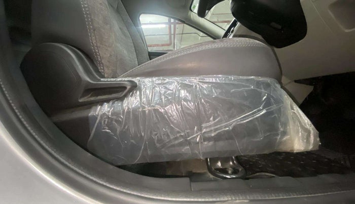 2020 Tata NEXON XZ PETROL, Petrol, Manual, 28,886 km, Driver Side Adjustment Panel