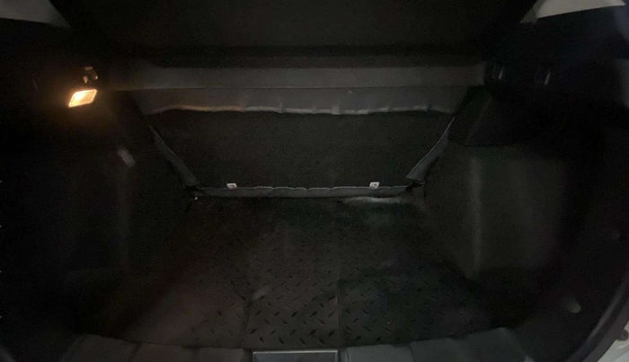 2020 Tata NEXON XZ PETROL, Petrol, Manual, 28,886 km, Boot Inside