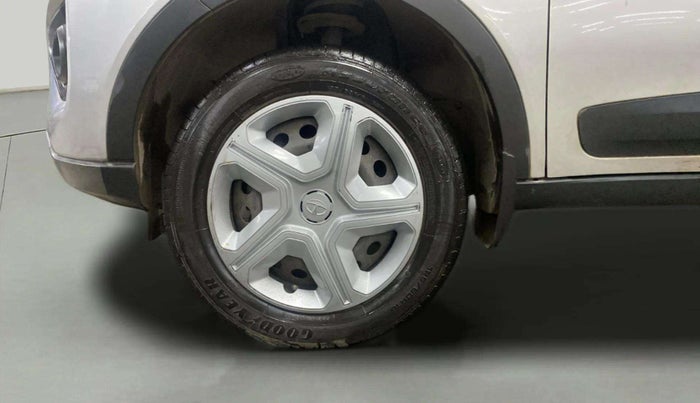 2020 Tata NEXON XZ PETROL, Petrol, Manual, 28,886 km, Left Front Wheel