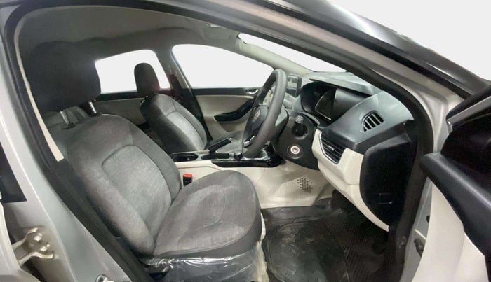2020 Tata NEXON XZ PETROL, Petrol, Manual, 28,886 km, Right Side Front Door Cabin