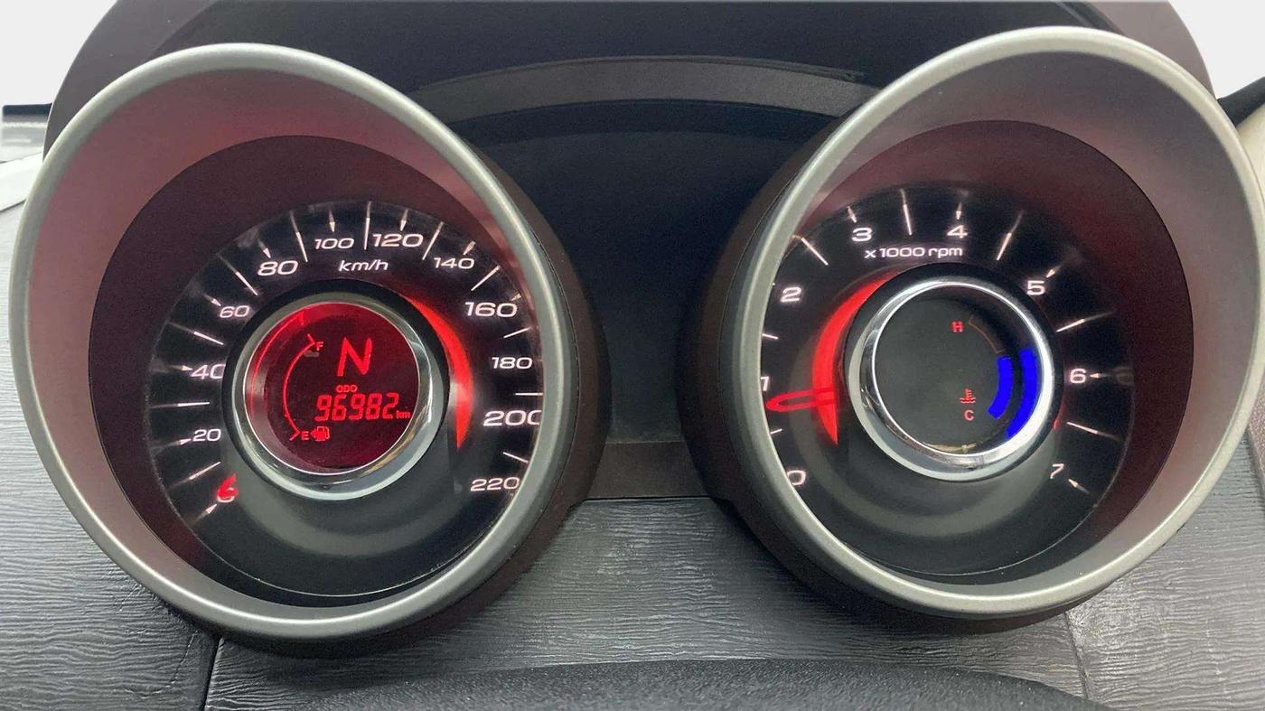 2012 Mahindra XUV500 W6, Diesel, Manual, 97,532 km, Odometer Image