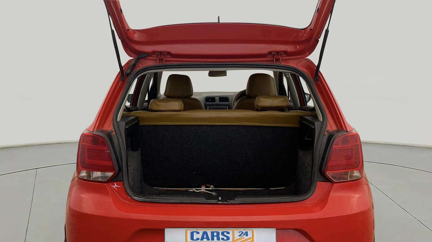 2015 Volkswagen Polo TRENDLINE 1.2L PETROL, Petrol, Manual, 30,693 km, Boot Open Zoomed View