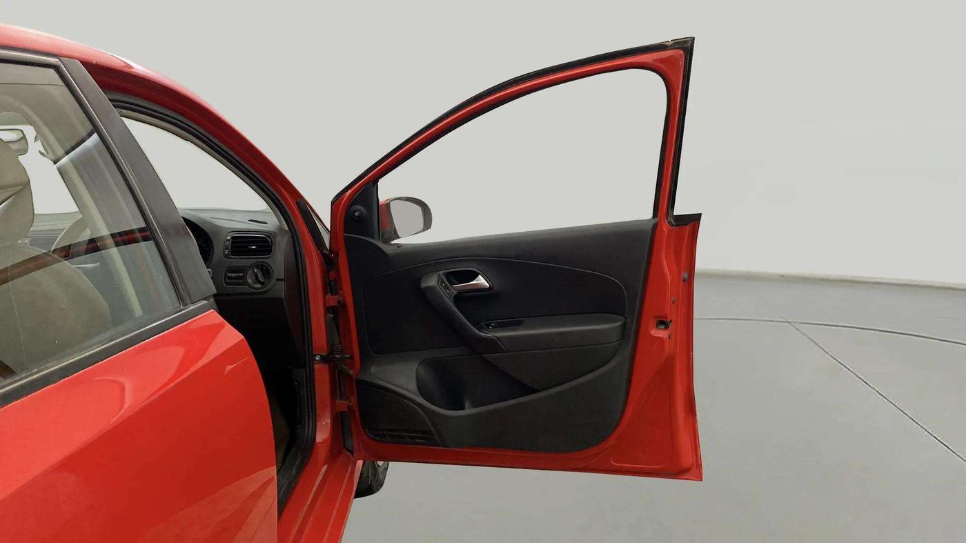 2015 Volkswagen Polo TRENDLINE 1.2L PETROL, Petrol, Manual, 30,693 km, RHS Front Door