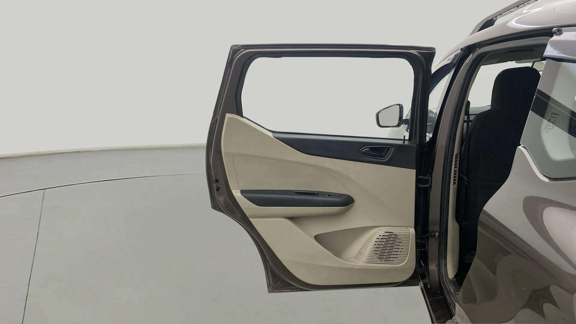 LHS-Rear-Door-Open