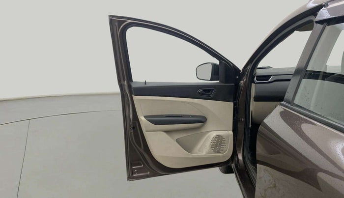 2022 Renault TRIBER RXT AMT, Petrol, Automatic, 19,595 km, LHS Front Door