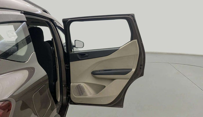 2022 Renault TRIBER RXT AMT, Petrol, Automatic, 19,595 km, RHS Rear Door