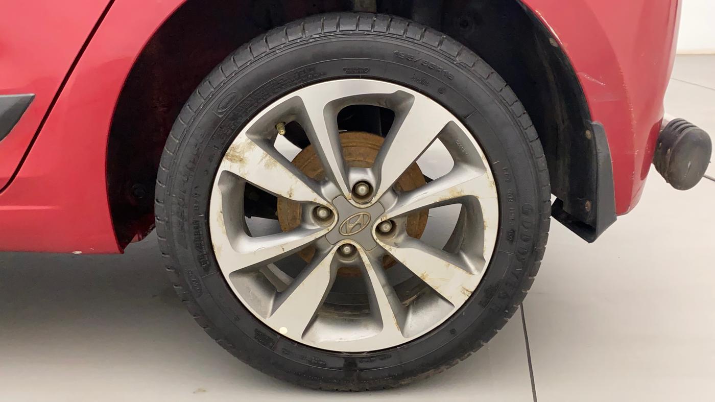 2014 Hyundai Elite i20 SPORTZ 1.4 (O) CRDI, Diesel, Manual, 1,00,003 km, Left Rear Wheel