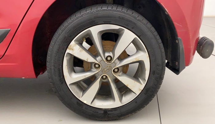 2014 Hyundai Elite i20 SPORTZ 1.4 (O) CRDI, Diesel, Manual, 1,00,003 km, Left Rear Wheel