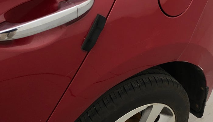 2014 Hyundai Elite i20 SPORTZ 1.4 (O) CRDI, Diesel, Manual, 1,00,003 km, Left quarter panel - Slightly dented