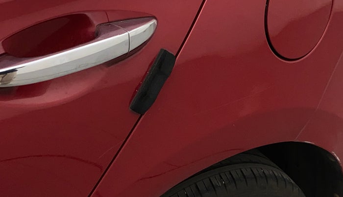 2014 Hyundai Elite i20 SPORTZ 1.4 (O) CRDI, Diesel, Manual, 1,00,003 km, Left quarter panel - Minor scratches