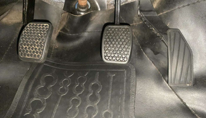 2019 Maruti Alto LXI CNG, CNG, Manual, 15,370 km, Pedals