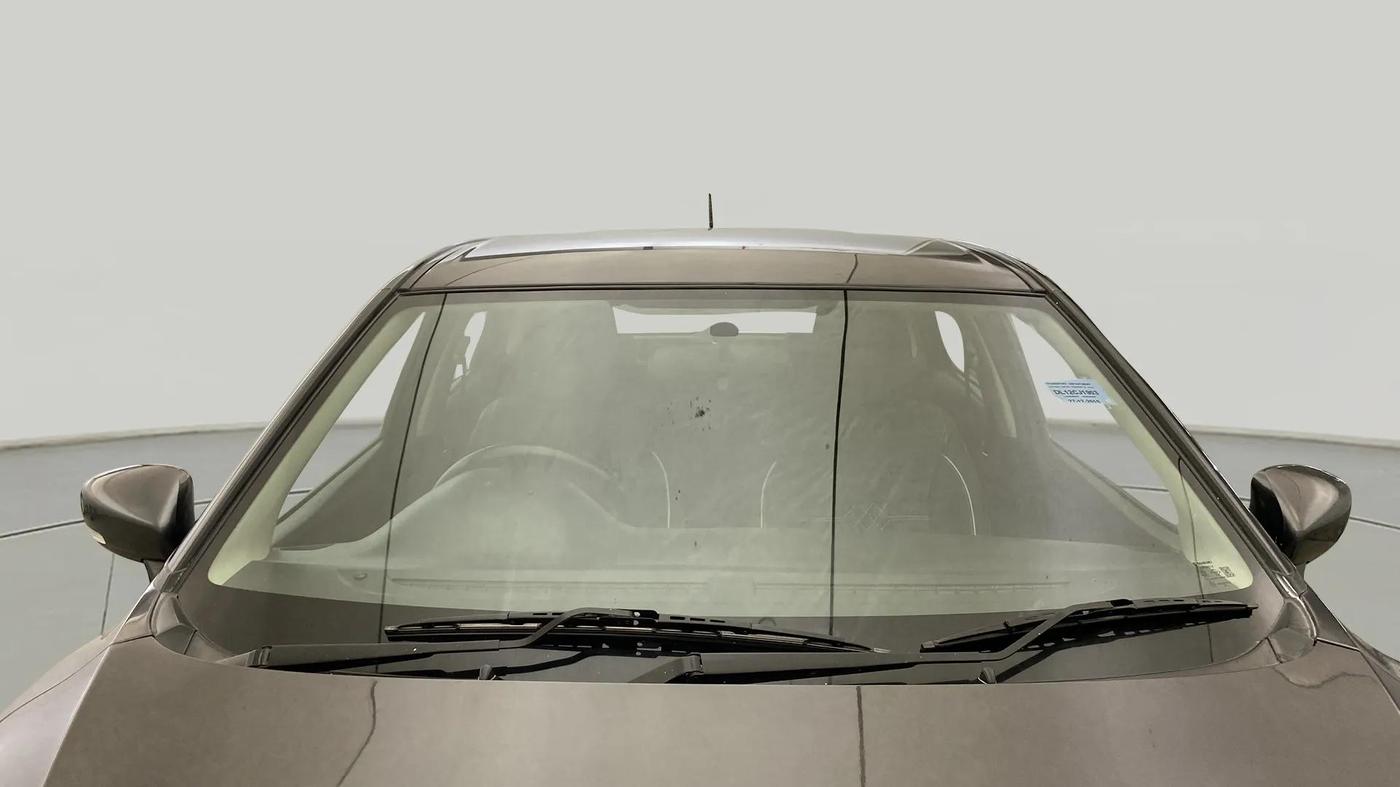 2015 Maruti Baleno DELTA PETROL 1.2, Petrol, Manual, 63,008 km, Front Windshield
