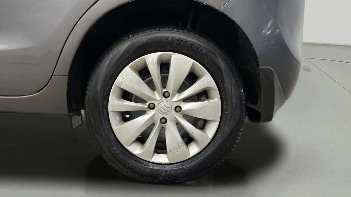2015 Maruti Baleno DELTA PETROL 1.2, Petrol, Manual, 63,008 km, Left Rear Wheel