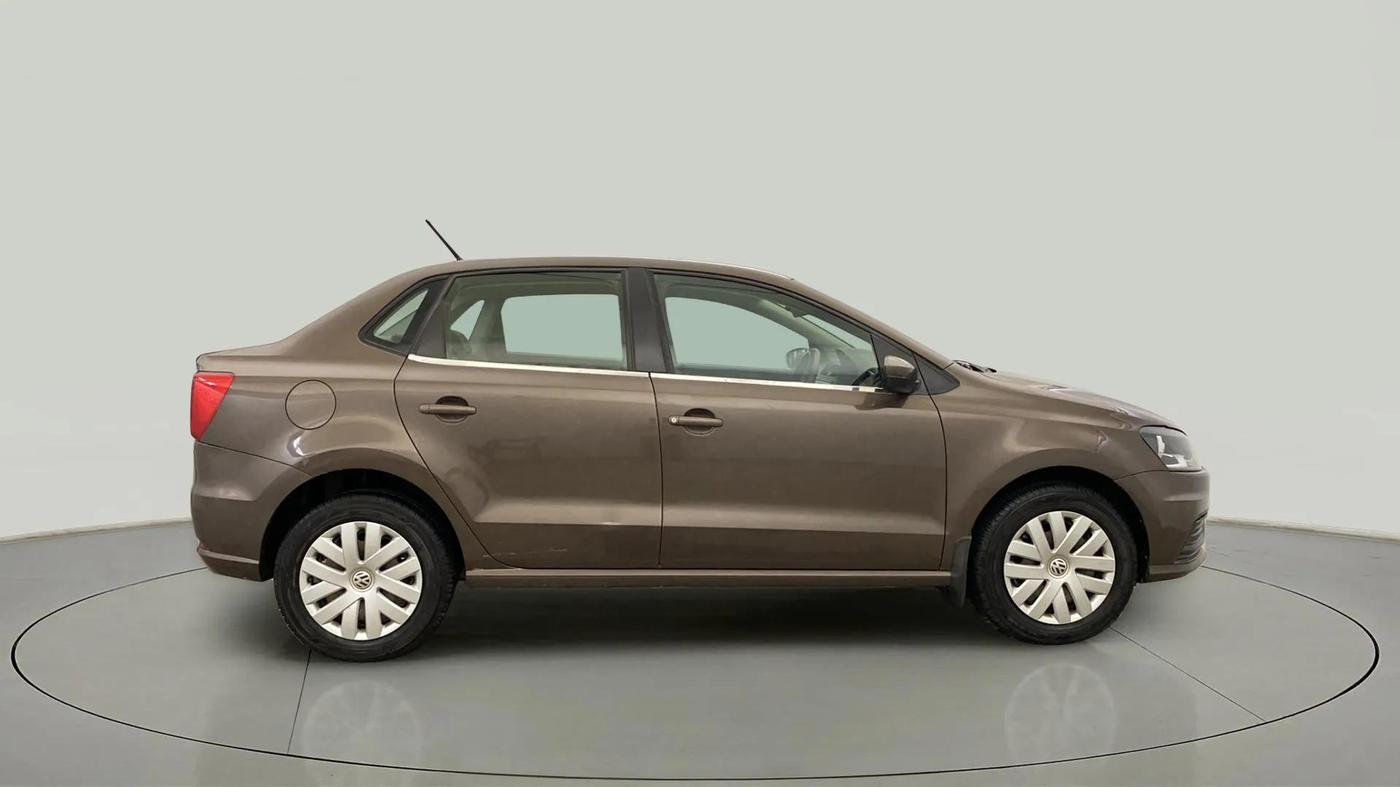 2018 Volkswagen Ameo COMFORTLINE 1.0L, Petrol, Manual, 36,627 km, Right Side View