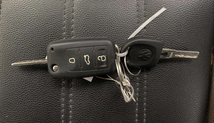 2018 Volkswagen Ameo COMFORTLINE 1.0L, Petrol, Manual, 36,627 km, Key Close Up