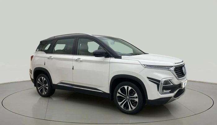 2021 MG HECTOR SHARP 1.5 DCT PETROL DUAL TONE, Petrol, Automatic, 22,583 km, Right Front Diagonal