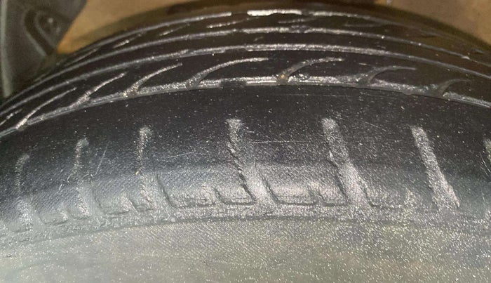 2015 Hyundai Grand i10 ASTA 1.2 KAPPA VTVT, Petrol, Manual, 79,347 km, Left Front Tyre Tread